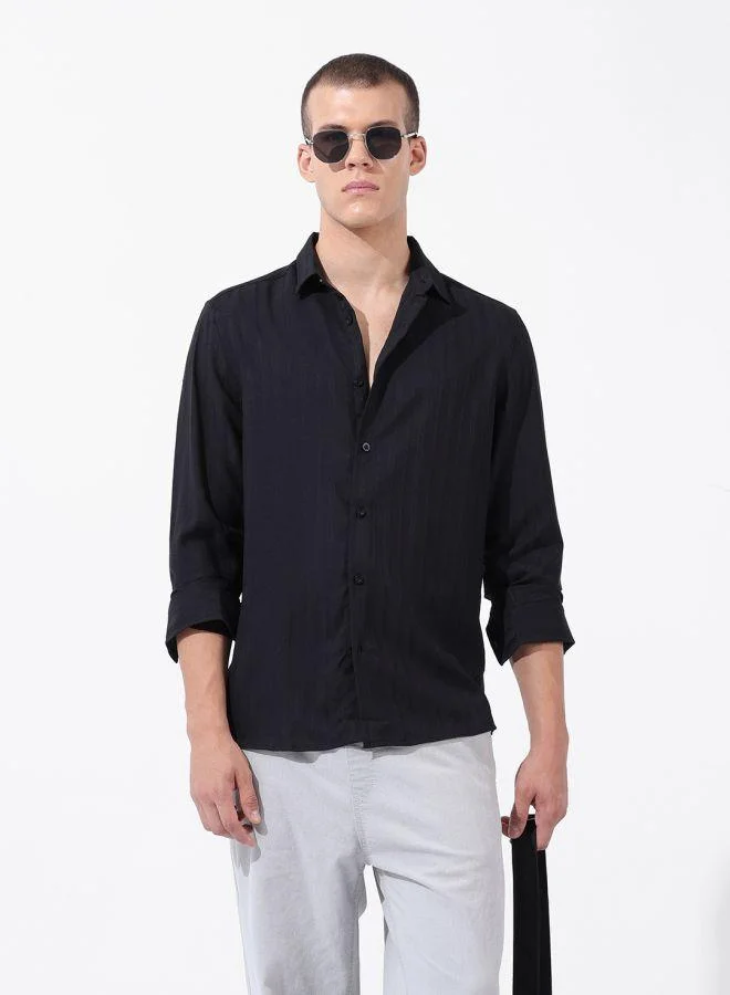 The Indian Garage Co Men Regular Fit Textured Cutaway Collar Full Sleeves Shirt